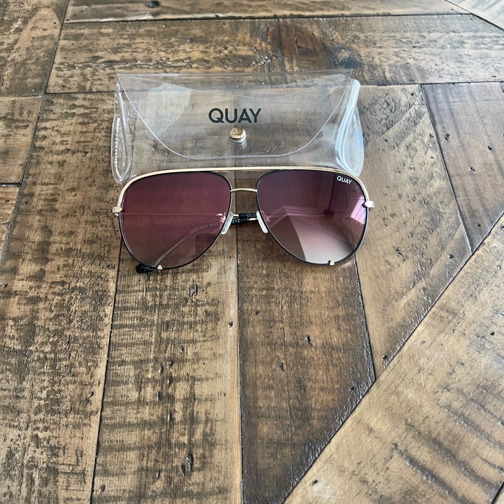 Polarized Quay Australia aviator Sunglasses